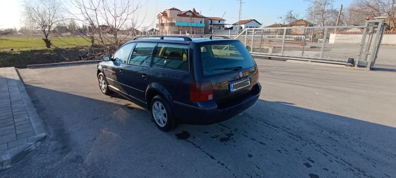 VW Passat, снимка 2 - Автомобили и джипове - 49210925