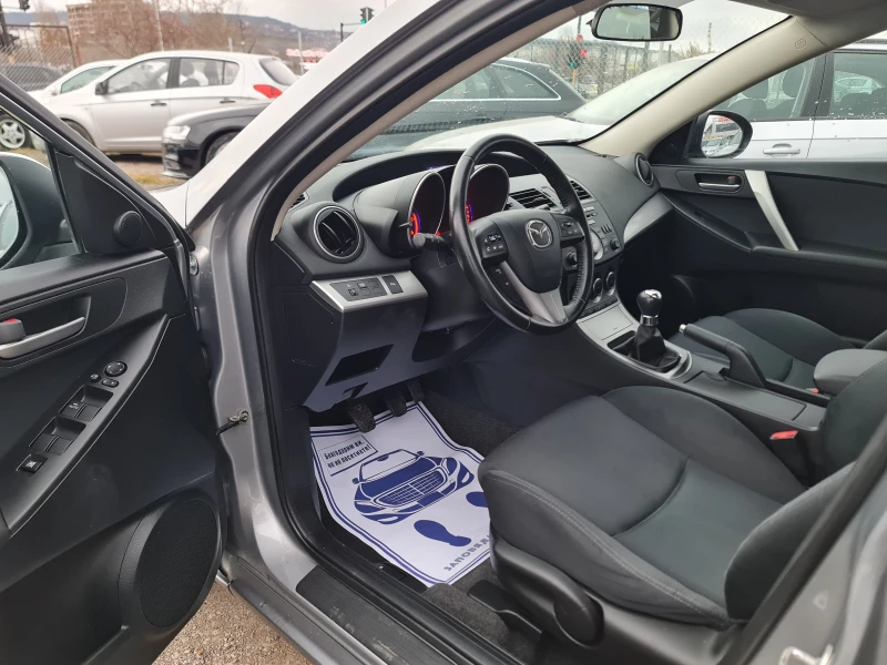 Mazda 3 1.6d/115hp, снимка 6 - Автомобили и джипове - 49319087