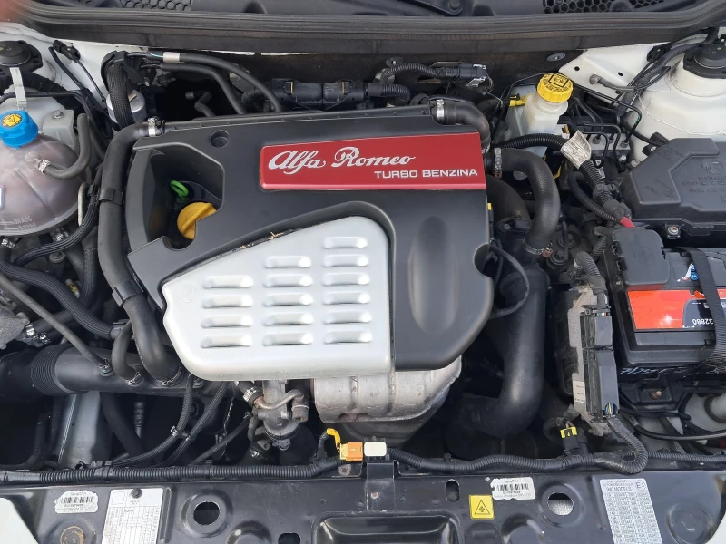 Alfa Romeo Giulietta 14 турбо  120 к с , снимка 14 - Автомобили и джипове - 51692696