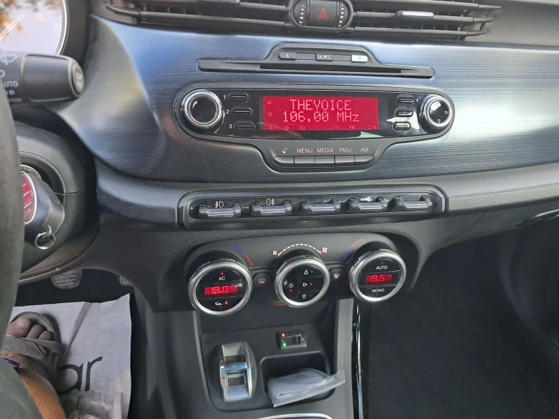 Alfa Romeo Giulietta 14 турбо  120 к с , снимка 17 - Автомобили и джипове - 51692696