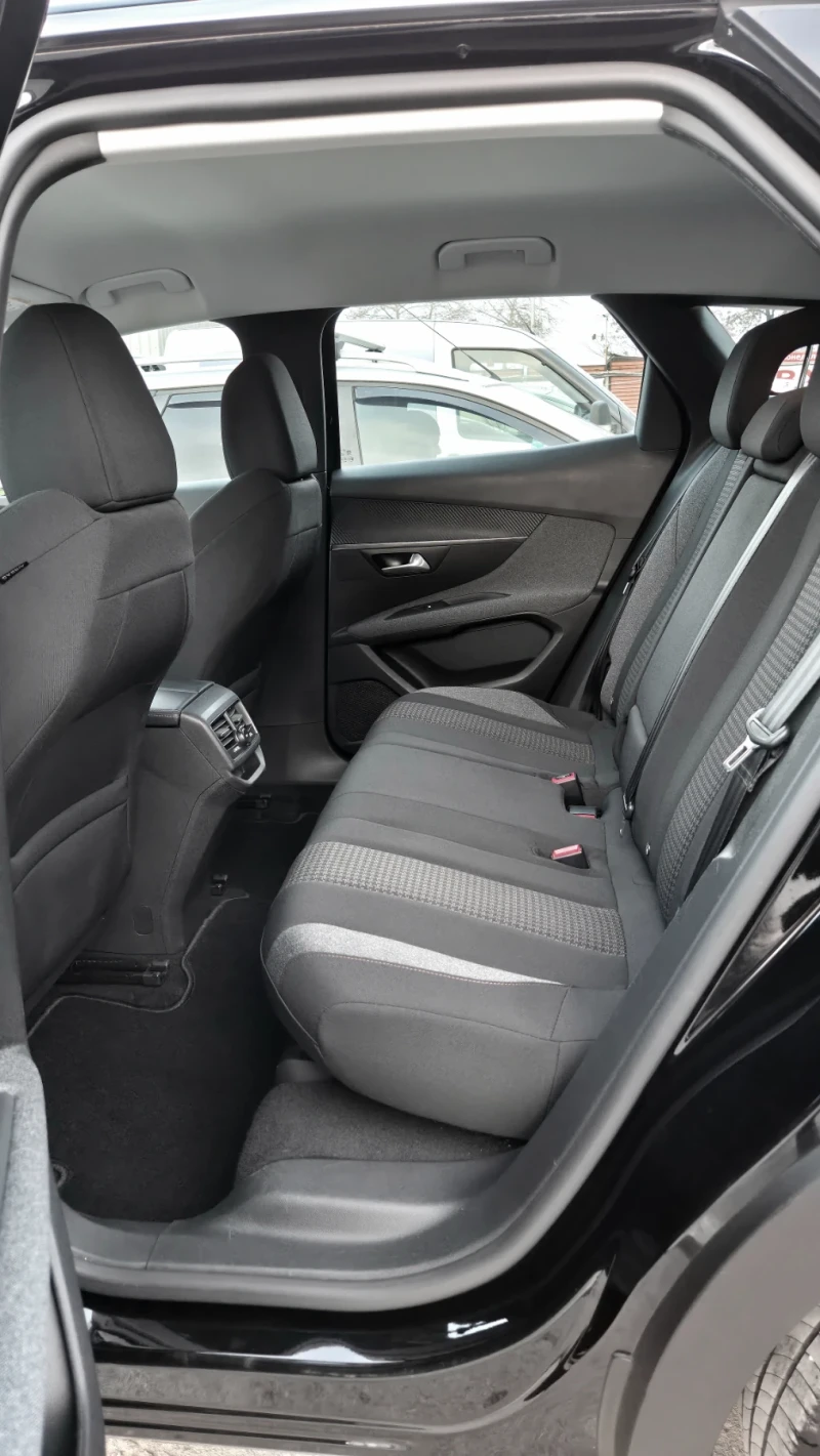 Peugeot 3008 1.5 Blue-HDi /AUTOMATIC /КАМЕРА/ 8мм.Верига!, снимка 13 - Автомобили и джипове - 52887361