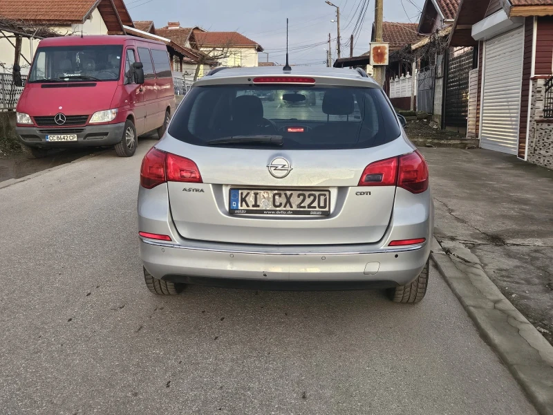 Opel Astra 1.7, снимка 4 - Автомобили и джипове - 52921276