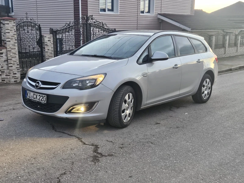 Opel Astra 1.7, снимка 2 - Автомобили и джипове - 52921276