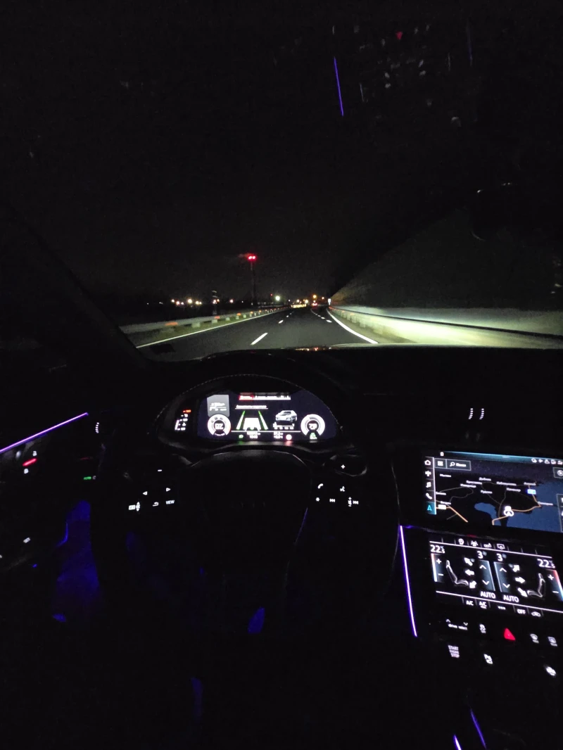 Audi A6 DIESEL/ELECTRIC , снимка 10 - Автомобили и джипове - 53399957