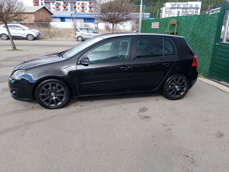 VW Golf 5, снимка 4 - Автомобили и джипове - 53443755