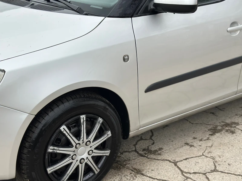 Skoda Roomster 1.4TDI НОВ ВНОС/ТОП СЪСТОЯНИЕ!, снимка 8 - Автомобили и джипове - 53600335
