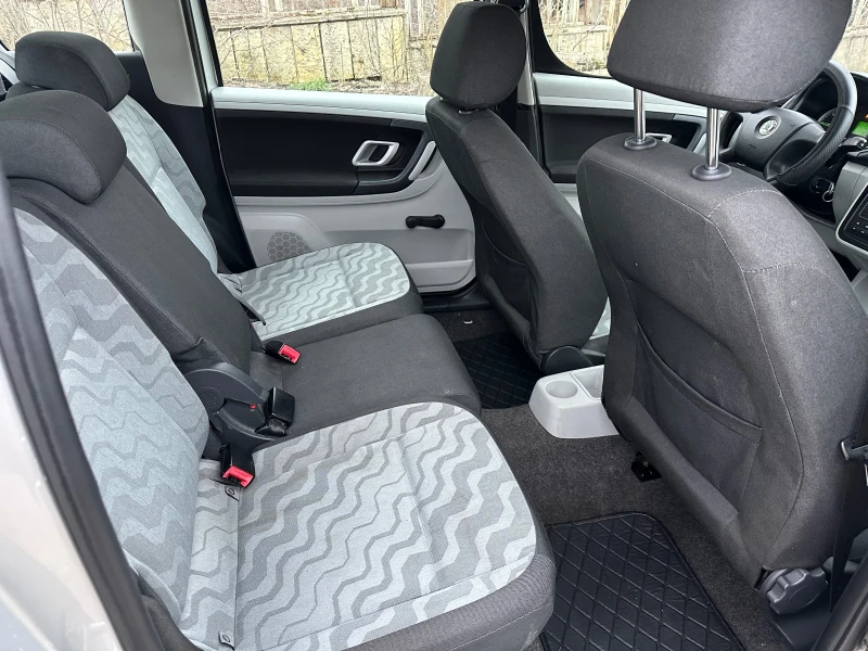 Skoda Roomster 1.4TDI НОВ ВНОС/ТОП СЪСТОЯНИЕ!, снимка 14 - Автомобили и джипове - 53600335