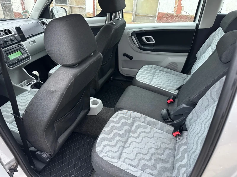 Skoda Roomster 1.4TDI НОВ ВНОС/ТОП СЪСТОЯНИЕ!, снимка 12 - Автомобили и джипове - 53600335