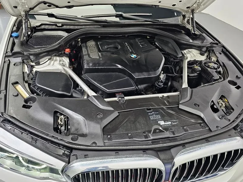 BMW 530 I Luxury Plus, снимка 6 - Автомобили и джипове - 55132565
