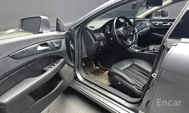 Mercedes-Benz CLS 250 D 4Matic 360 Камера Панорама , снимка 5 - Автомобили и джипове - 55769394