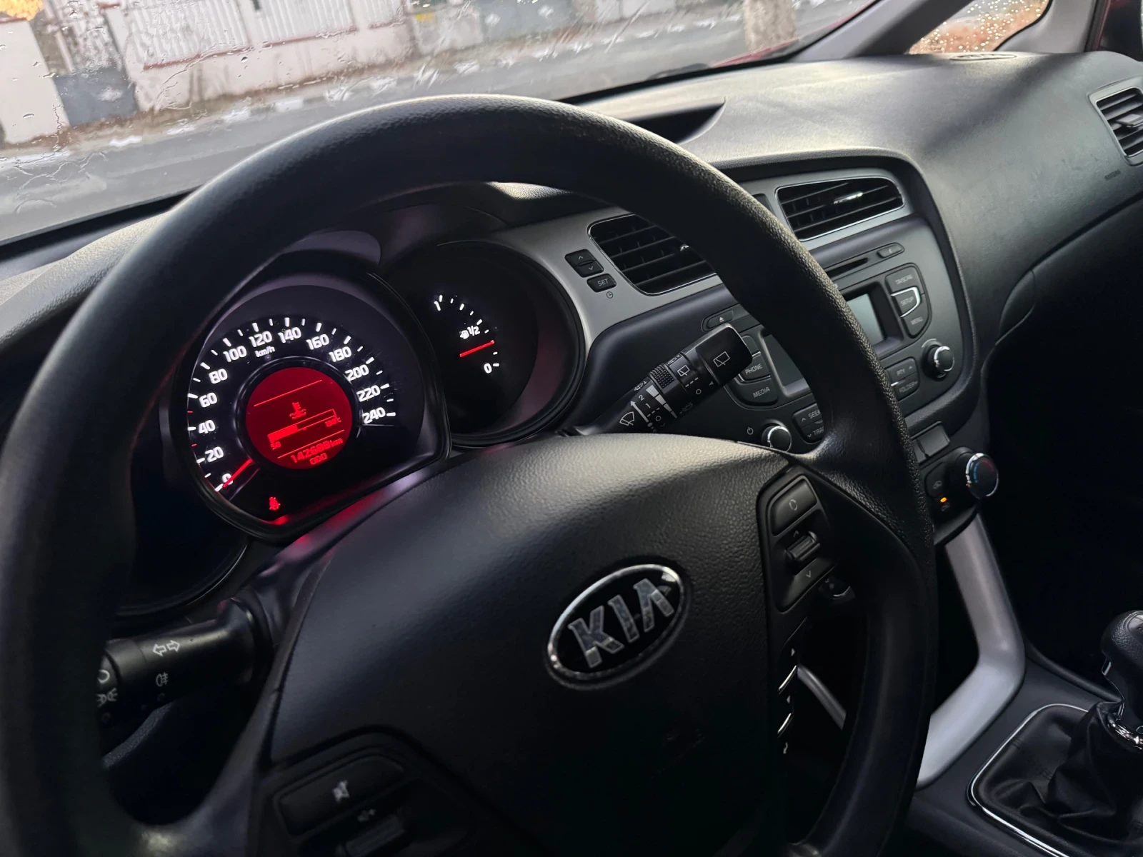 Kia Ceed 1.4 BENZIN AUSTRIA - изображение 10