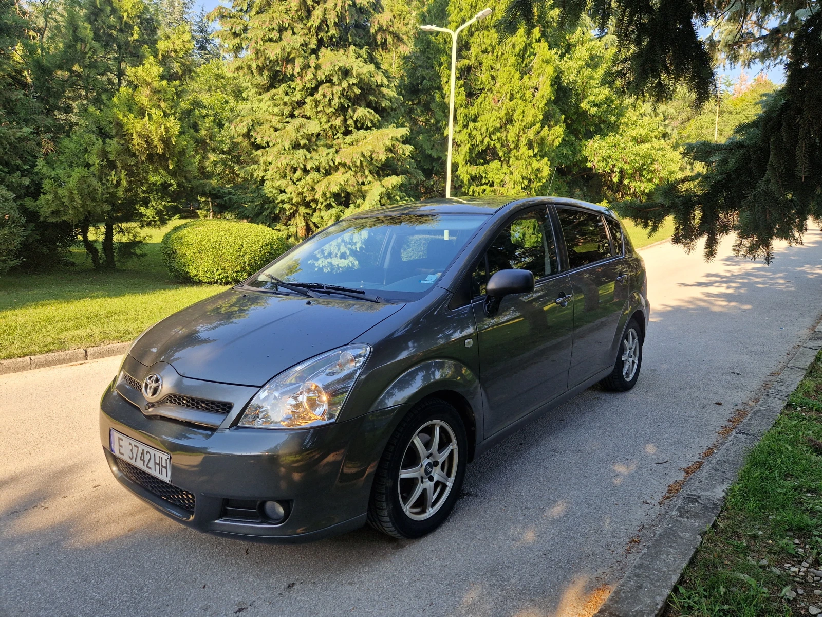 Toyota Corolla verso  - изображение 4