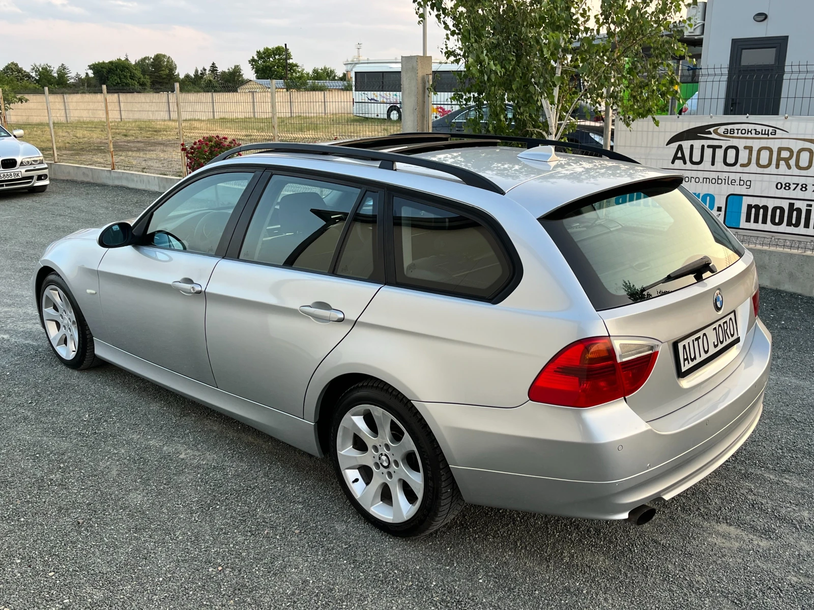 BMW 320 i-Навигация-Газов Инжекцион - изображение 2