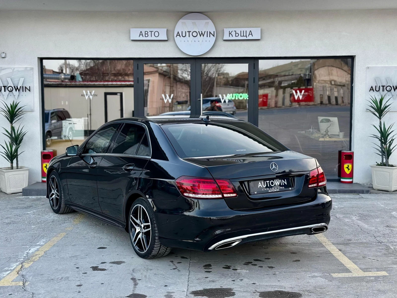 Mercedes-Benz E 220 AMG Line 9-g Tronic - изображение 5