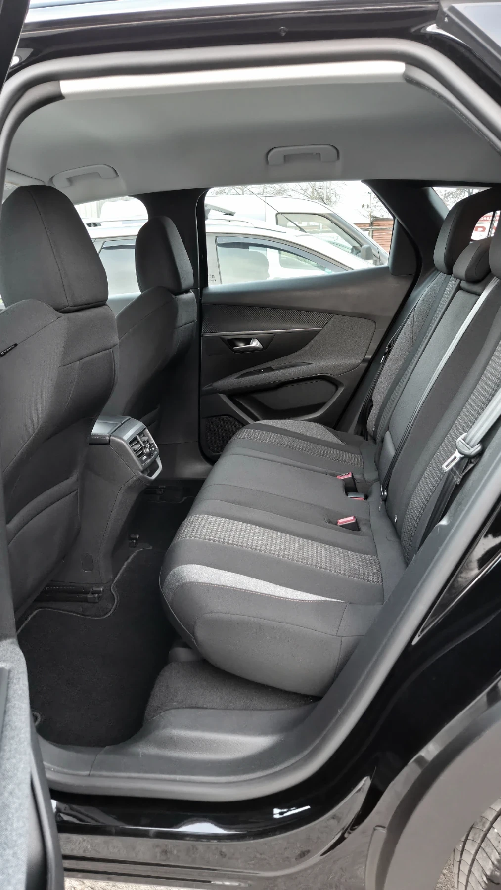 Peugeot 3008 1.5 Blue-HDi /AUTOMATIC /������/ 8��.������! | Mobile.bg � ����������� 13