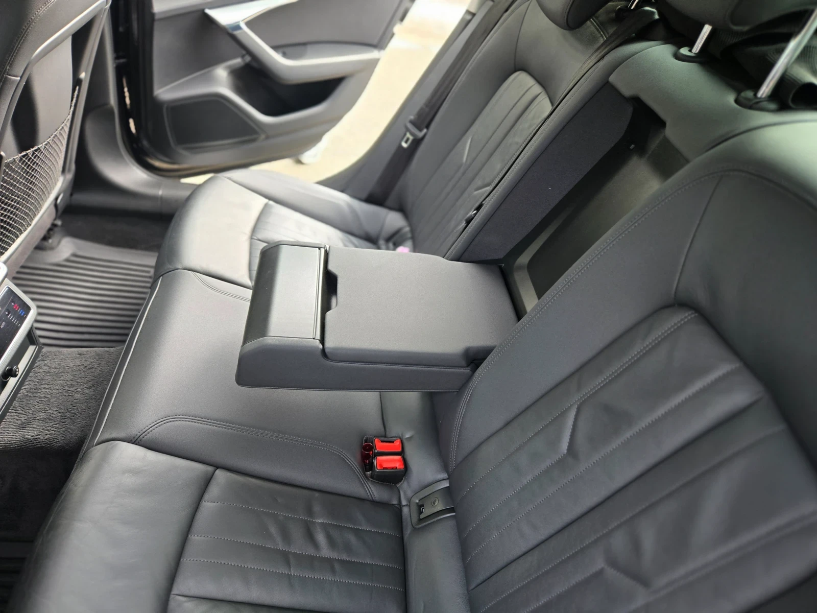 Audi A6 DIESEL/ELECTRIC  - изображение 7