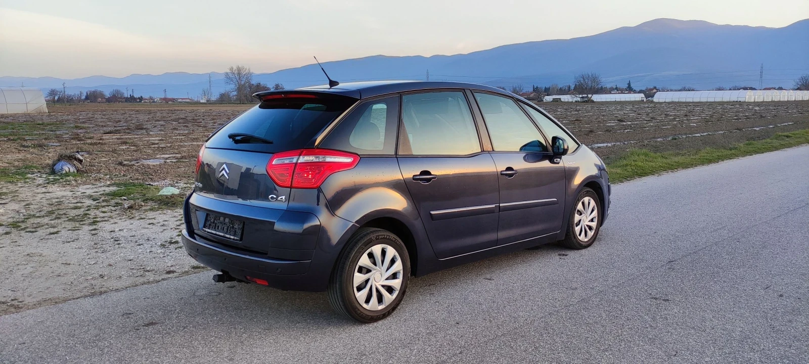 Citroen C4 Picasso 1.6HDI, снимка 2 - Автомобили и джипове - 53817773