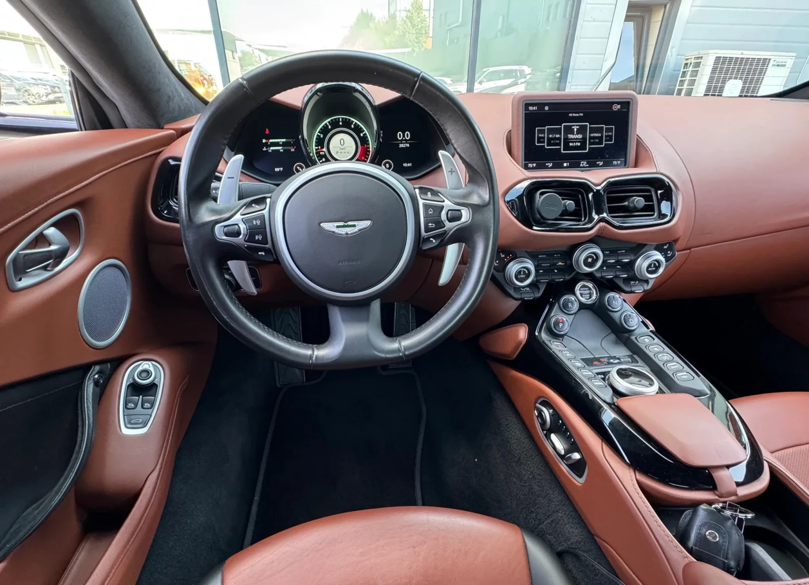 Aston Martin V8 Vantage, снимка 11 - Автомобили и джипове - 53910583