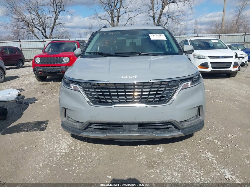 Kia Carnival 3.5l Mpv Sx, снимка 12 - Автомобили и джипове - 53936538