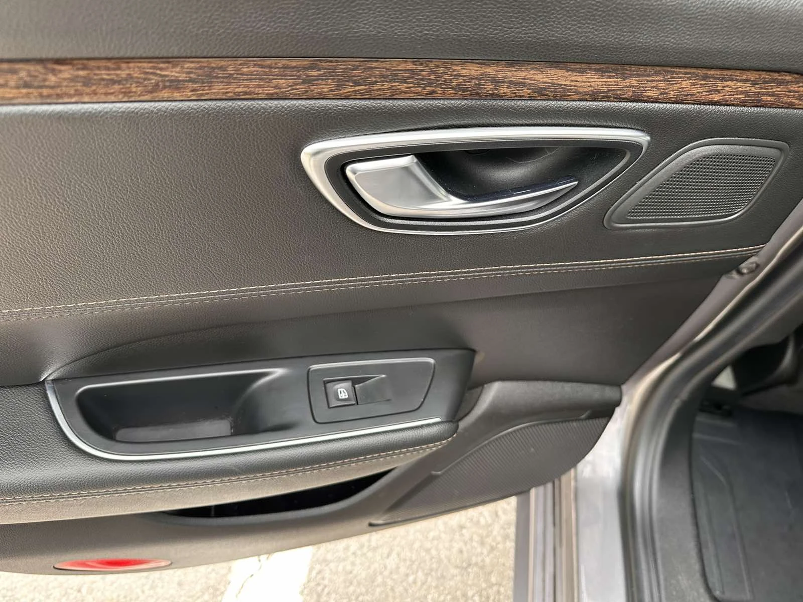 Renault Talisman TCe, снимка 13 - Автомобили и джипове - 54034637