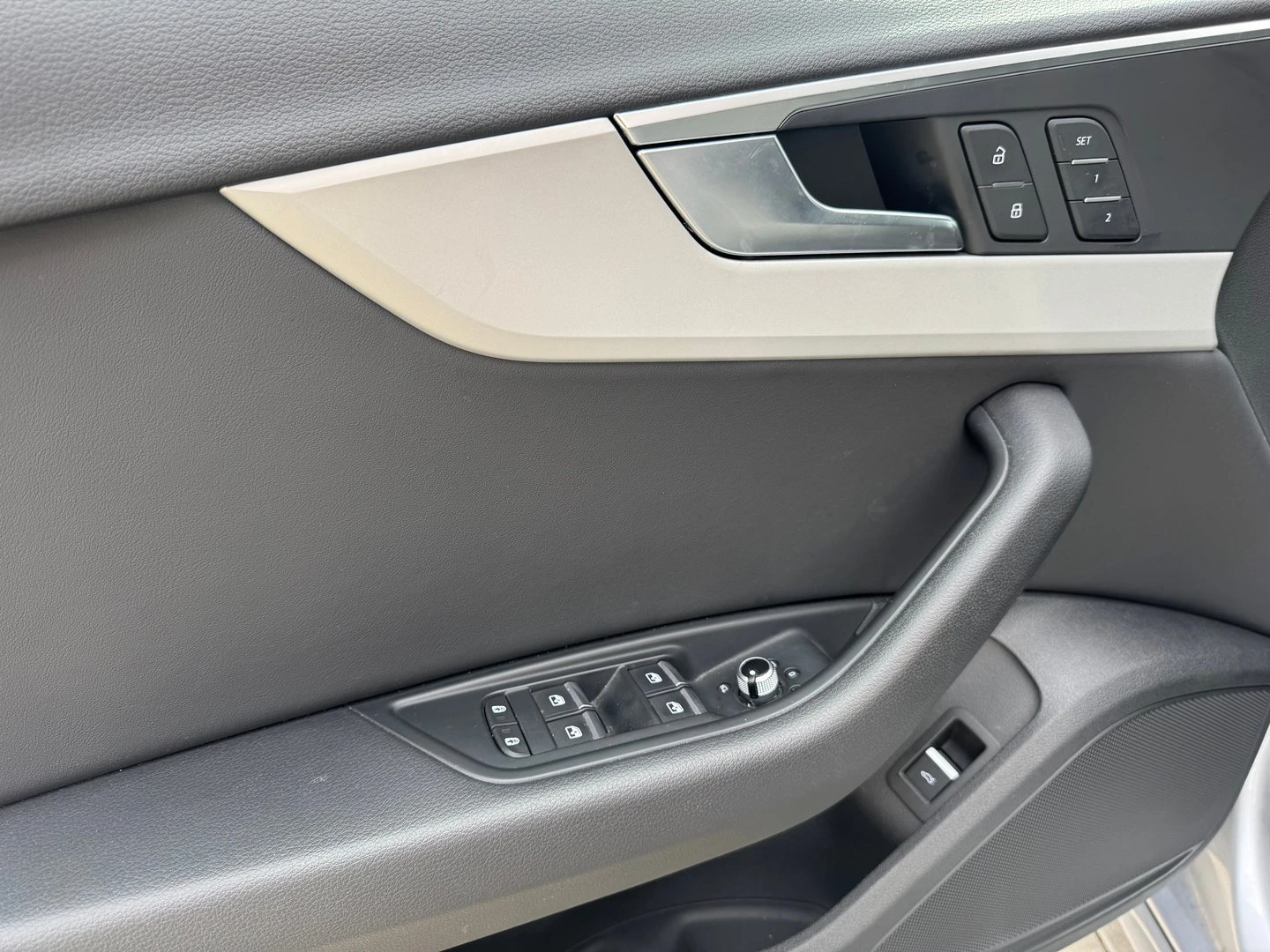 Audi A4, снимка 16 - Автомобили и джипове - 54353297