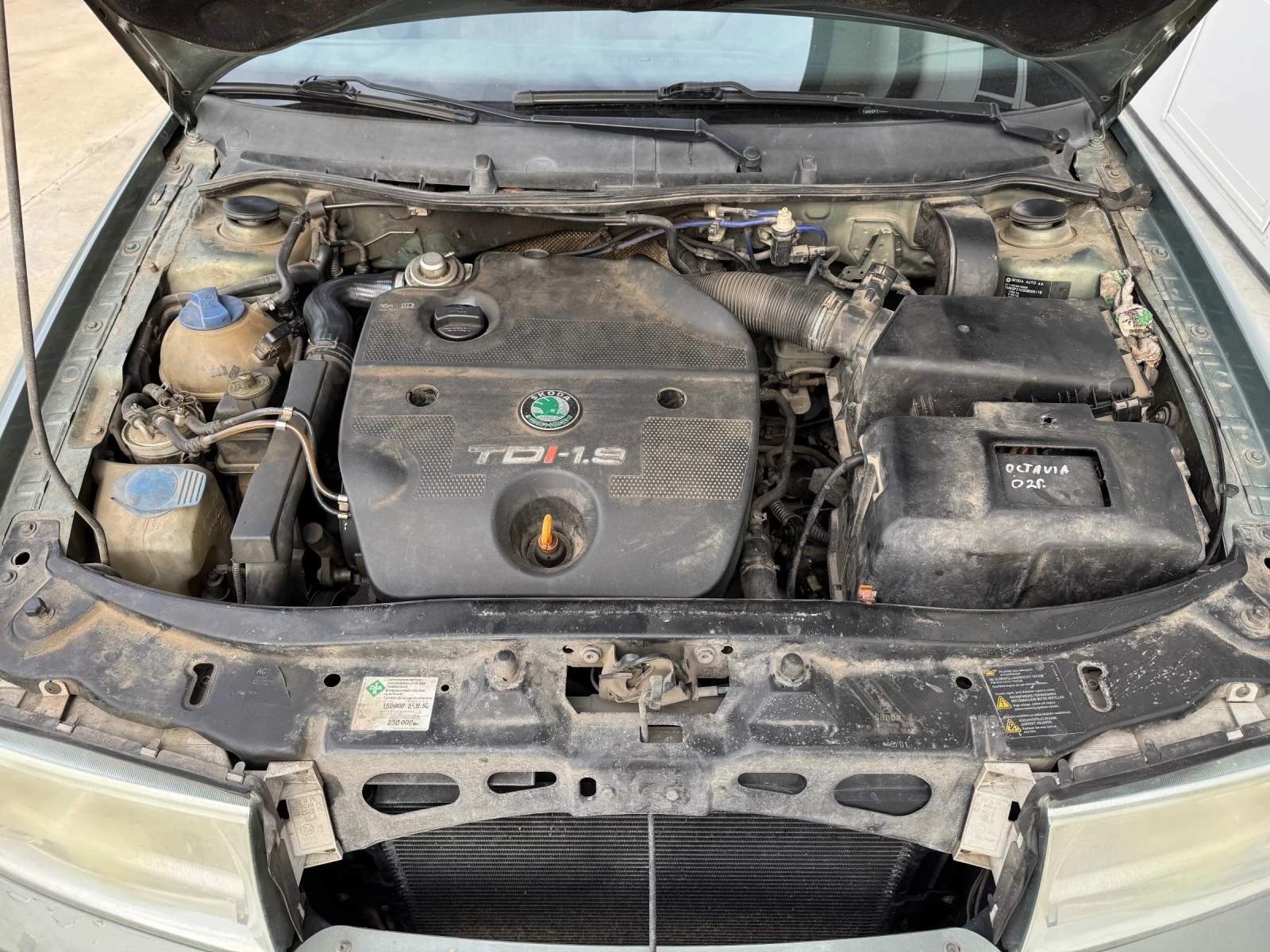 Skoda Octavia * 1.9TDI* 110ks* Klima* , снимка 14 - Автомобили и джипове - 54173777