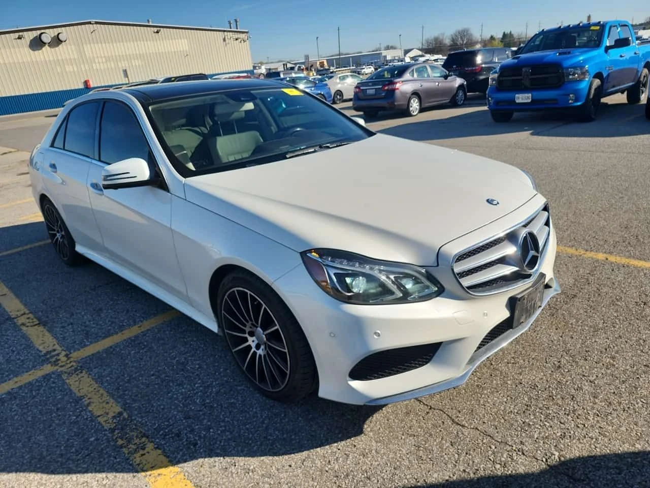 Mercedes-Benz E 350 * CARFAX * ПАНОРАМА * NAVI * , снимка 4 - Автомобили и джипове - 54339239