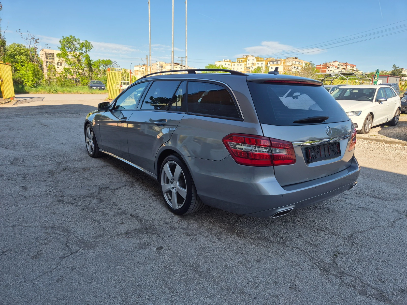 Mercedes-Benz E 220 2.2CDI NAVI ITALY, снимка 6 - Автомобили и джипове - 54347400