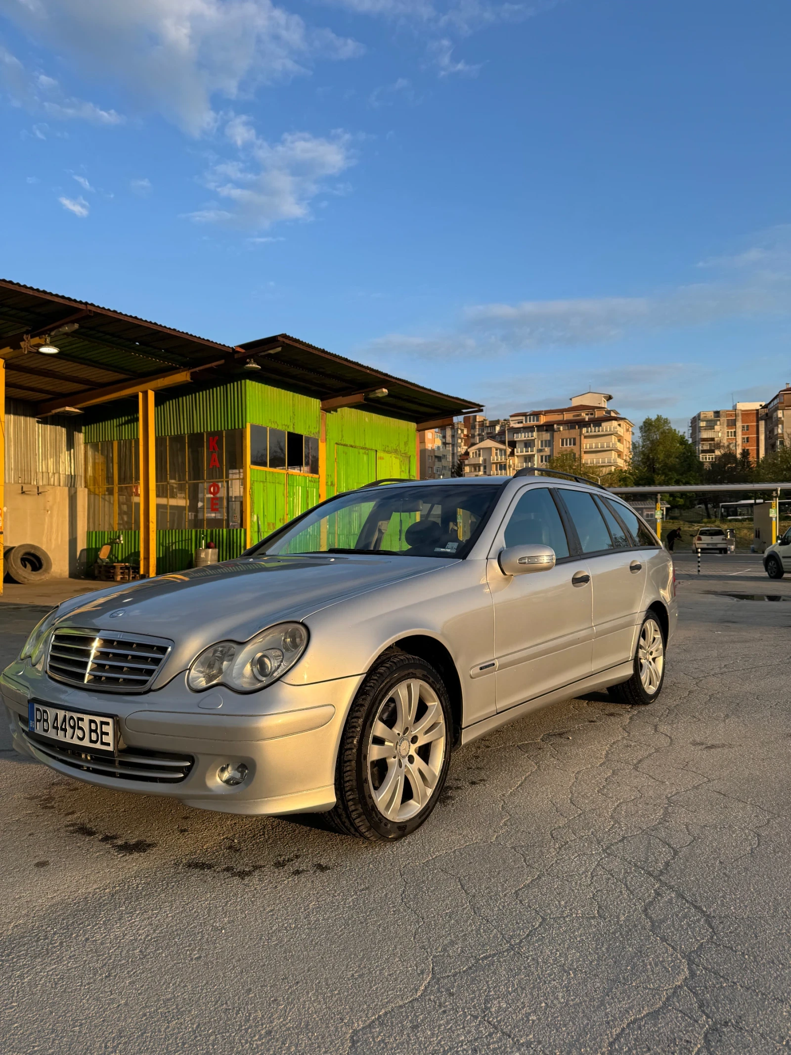 Mercedes-Benz C 220