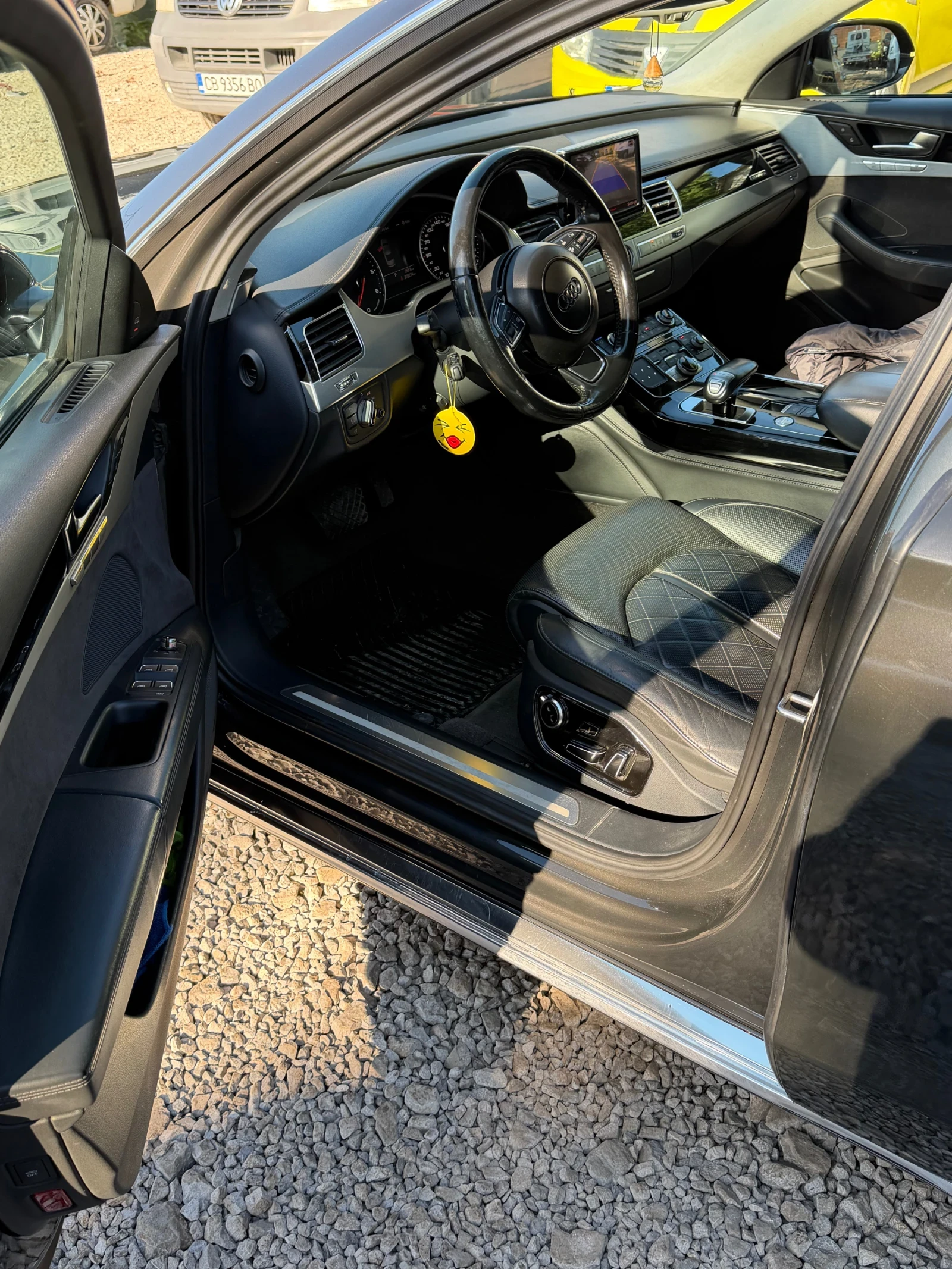 Audi A8  4.2 TDI Quattro 2011г, снимка 11 - Автомобили и джипове - 54581912