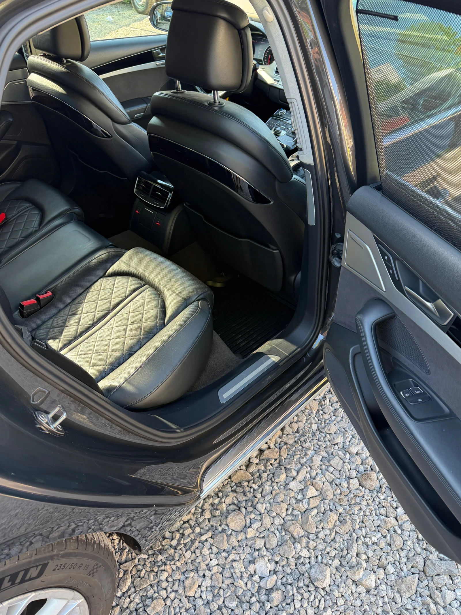 Audi A8  4.2 TDI Quattro 2011г, снимка 13 - Автомобили и джипове - 54581912