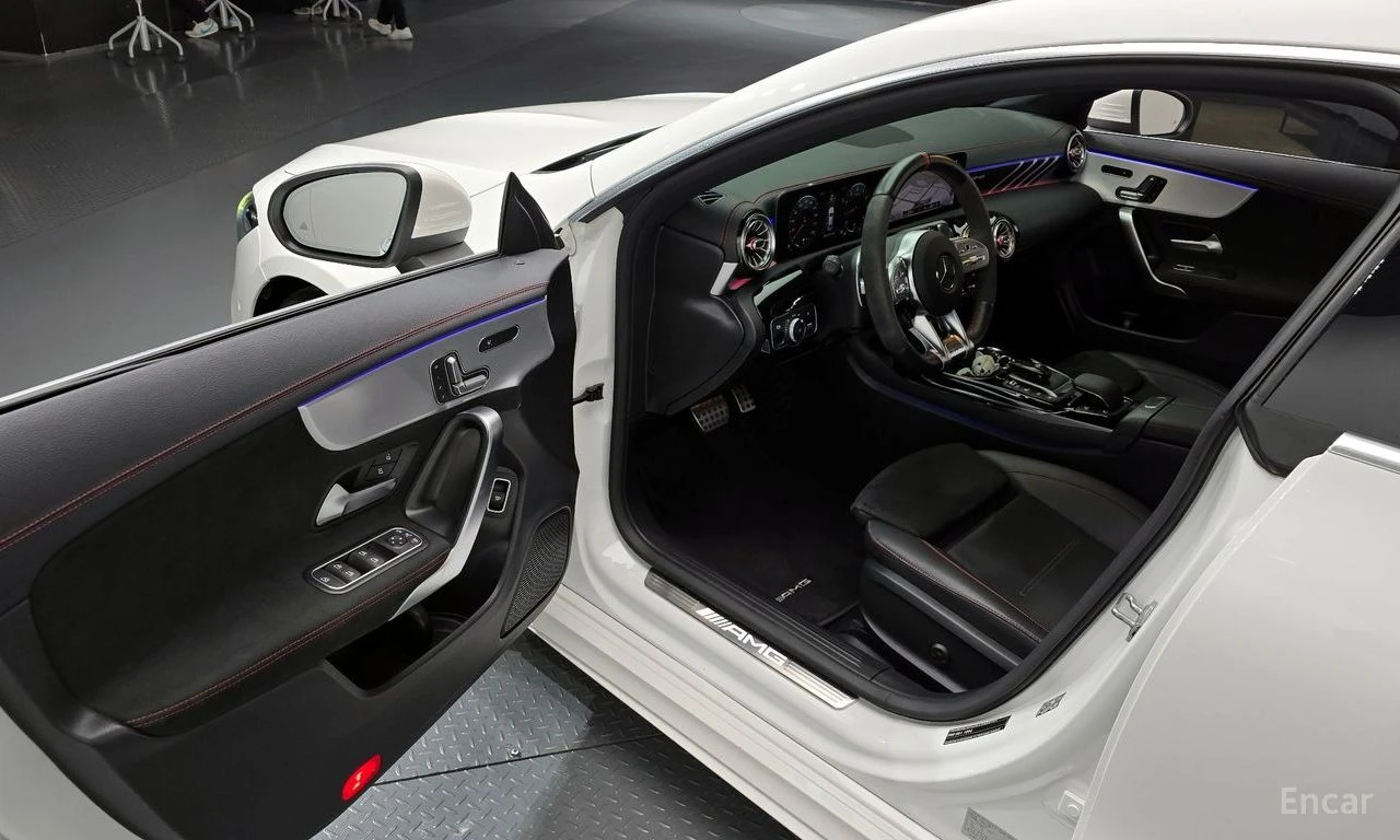 Mercedes-Benz CLA 45 AMG S 4MATIC+ * HEAD-UP* АЛКАНТАРА* ПАНОРАМА* AMBIENT*, снимка 7 - Автомобили и джипове - 54762471