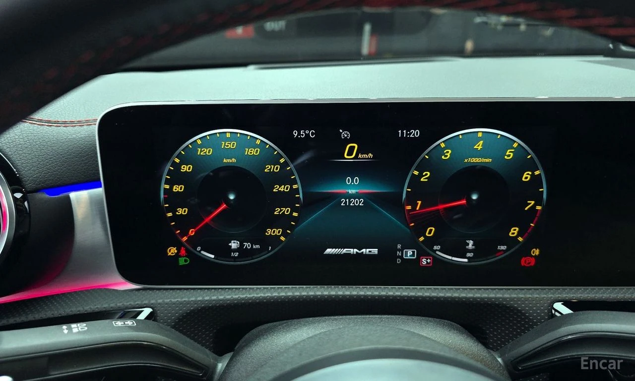 Mercedes-Benz CLA 45 AMG S 4MATIC+ * HEAD-UP* АЛКАНТАРА* ПАНОРАМА* AMBIENT*, снимка 11 - Автомобили и джипове - 54762471