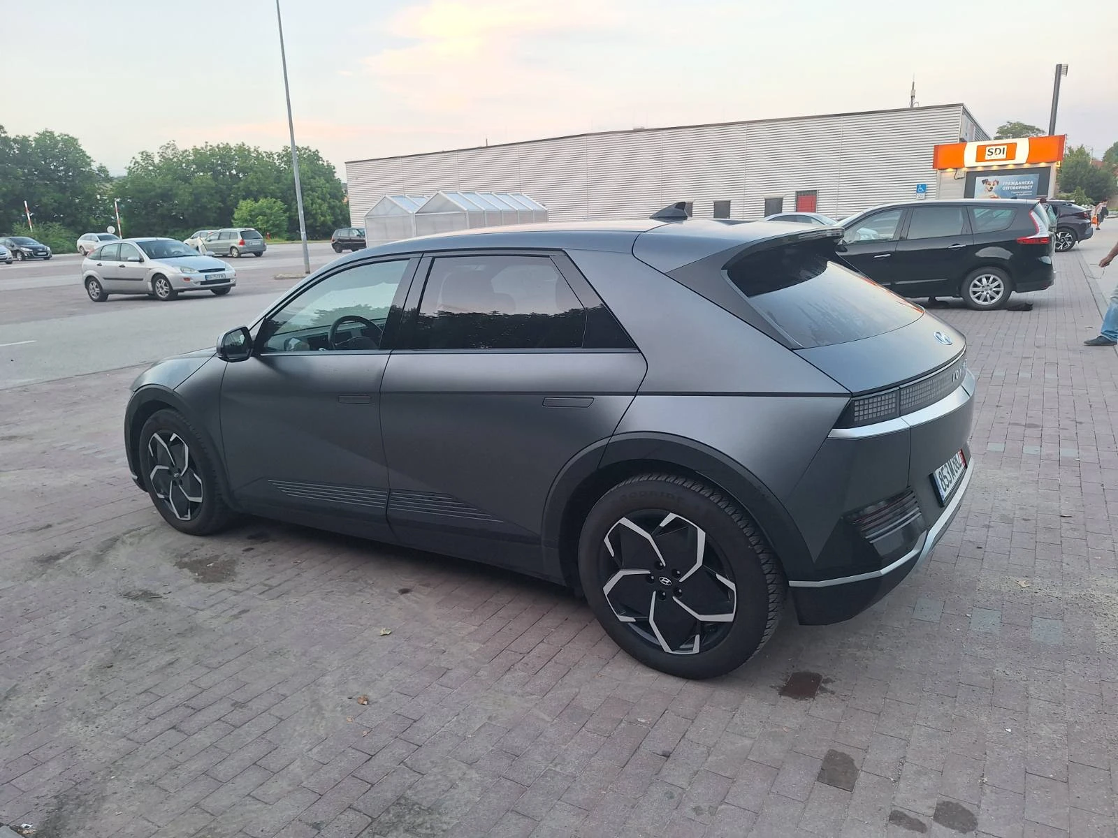 Hyundai Ioniq 5 77.4 kWh Techniq, снимка 10 - Автомобили и джипове - 55138701