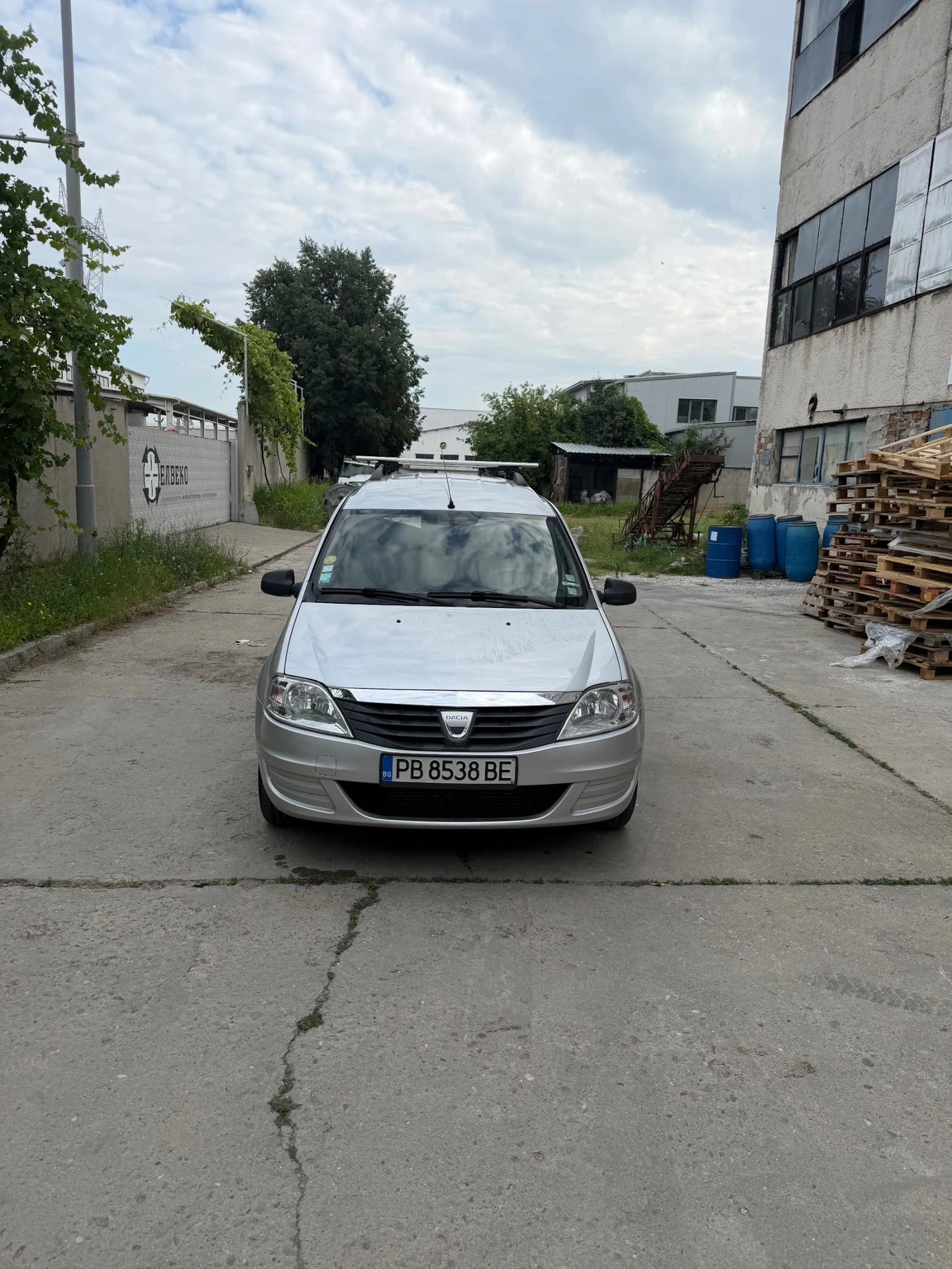 Dacia Logan 1.5 dCi 7 ����� | Mobile.bg � ����������� 2