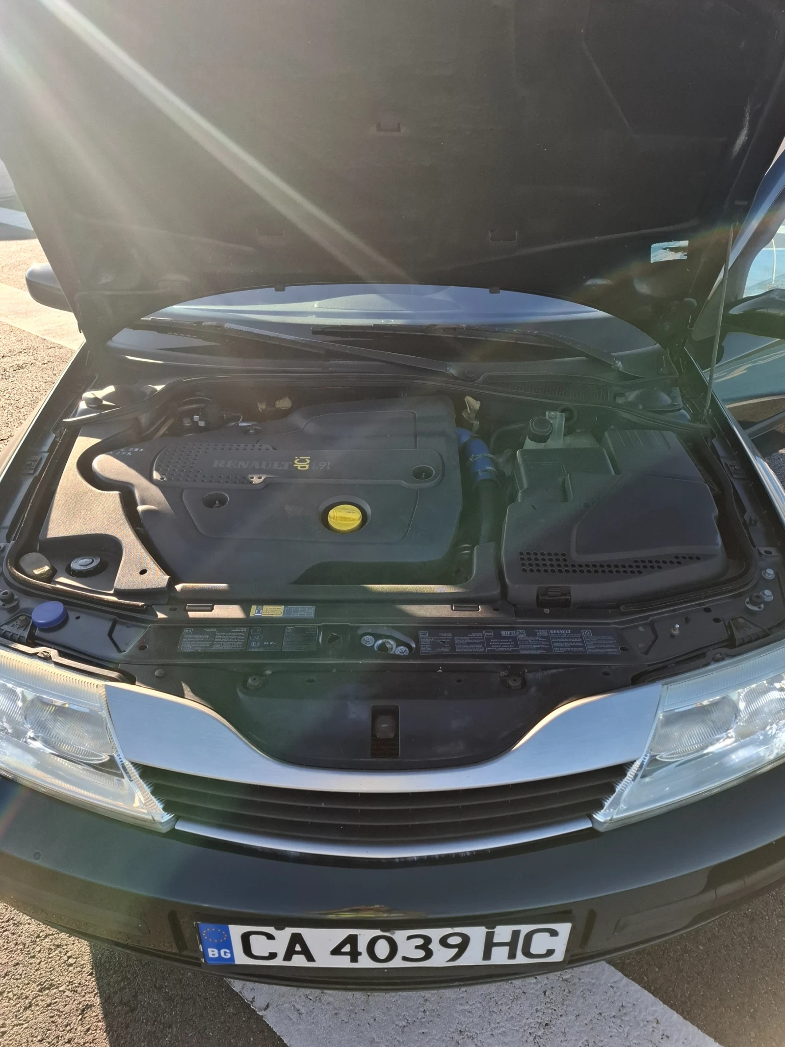 Renault Laguna 1.9 dci 120кс, снимка 6 - Автомобили и джипове - 55331661