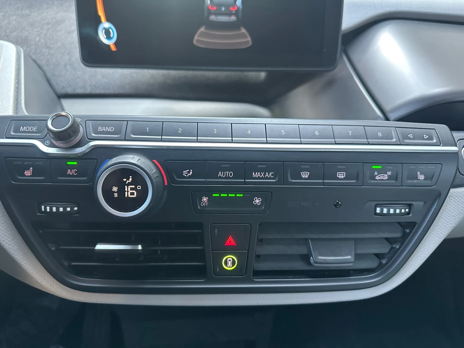 BMW i3 65x.км, снимка 15 - Автомобили и джипове - 55647597