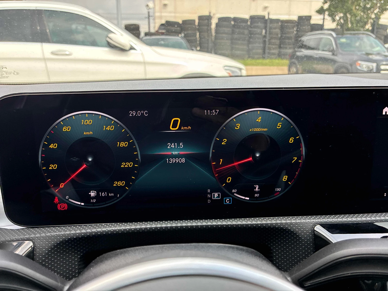 Mercedes-Benz CLA 250 4MATIC * ГЛАВНО ПРЕДСТАВИТЕЛСТВО НА MERCEDES* , снимка 8 - Автомобили и джипове - 55911721