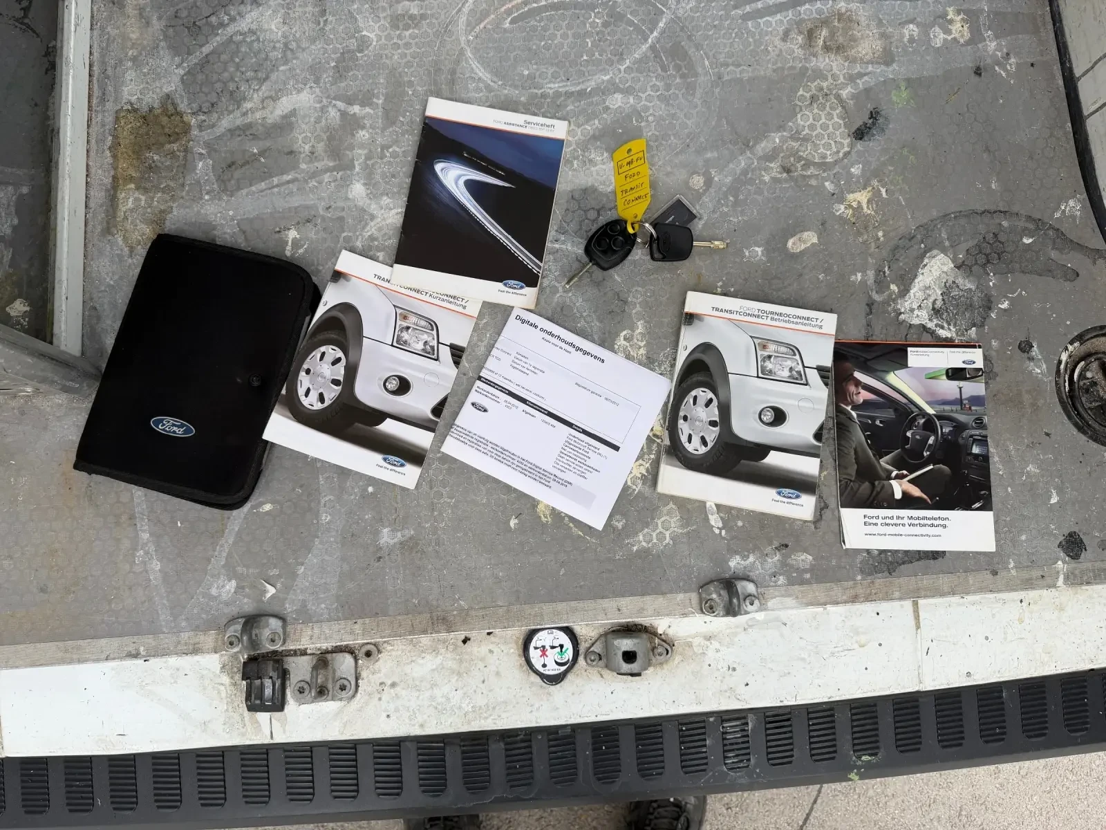 Ford Connect, снимка 11 - Автомобили и джипове - 56108540