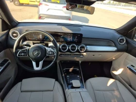 Mercedes-Benz GLB 250 CARFAX/ДИСТРОНИК///ПОДГРЕВ/ПАНО/, снимка 10
