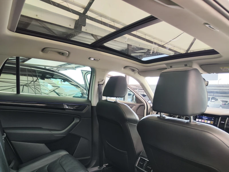 Skoda Kodiaq 2.0#CAMERA#PODGREV#PANORAMA#DIGITAL#LIZING, снимка 12 - Автомобили и джипове - 50824028