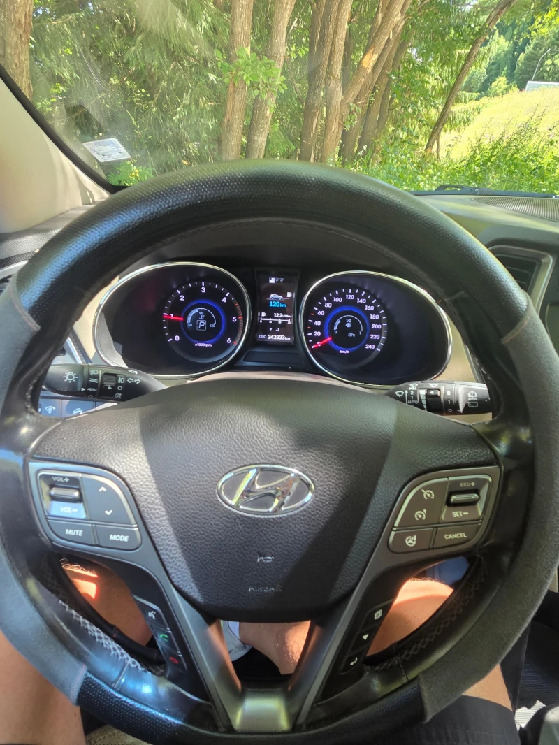 Hyundai Santa fe 2.2 4WD, снимка 8 - Автомобили и джипове - 52646790