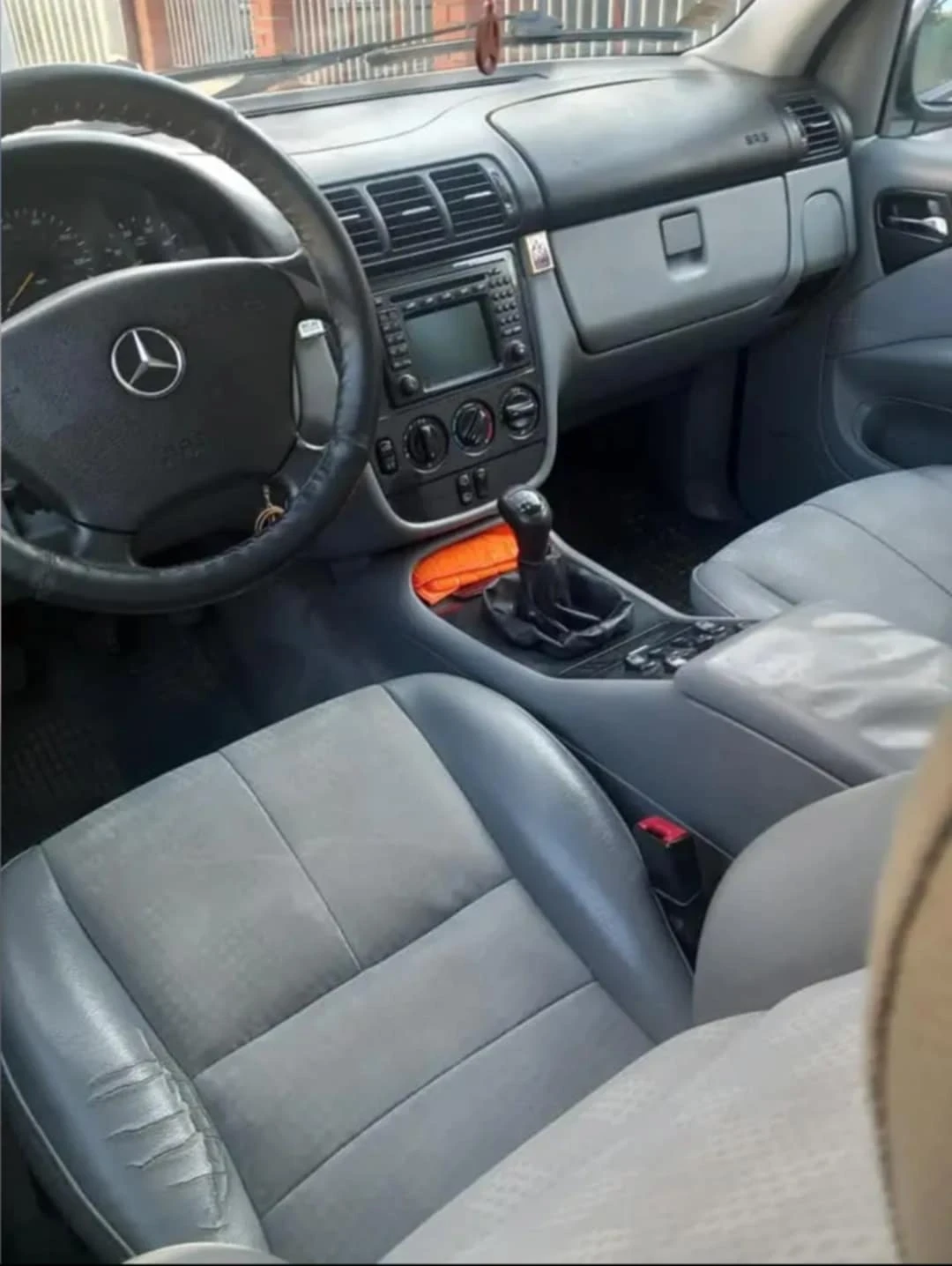 Mercedes-Benz ML 270  - изображение 10