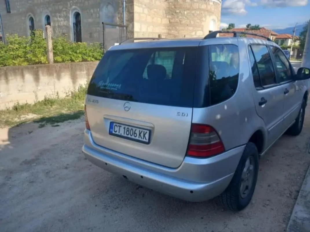 Mercedes-Benz ML 270  - изображение 4