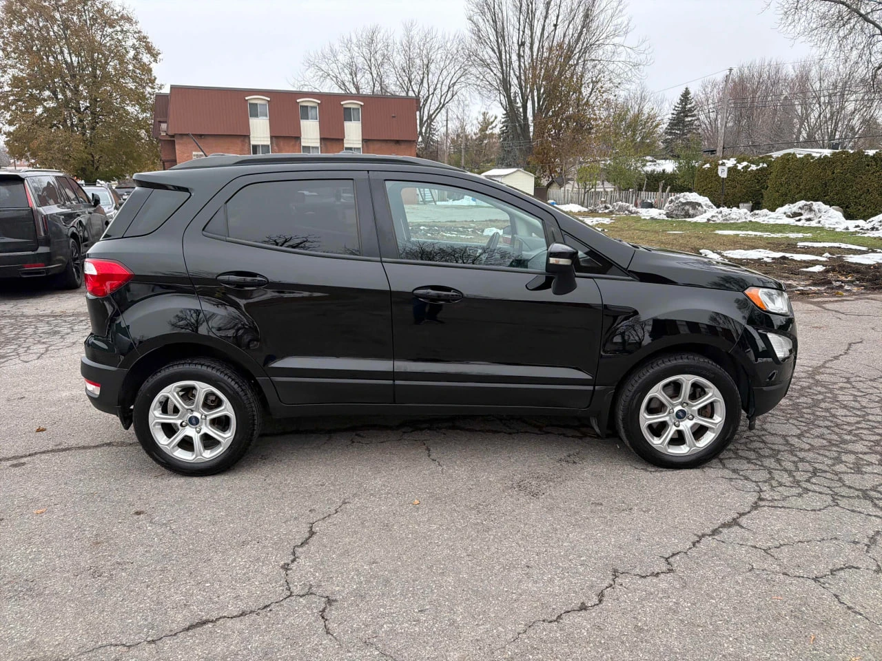 Ford EcoSport CARFAX* АВТОФИНАНСИРАНЕ БЕЗ ПЪРВОНАЧАЛНА ВНОСКА - изображение 4