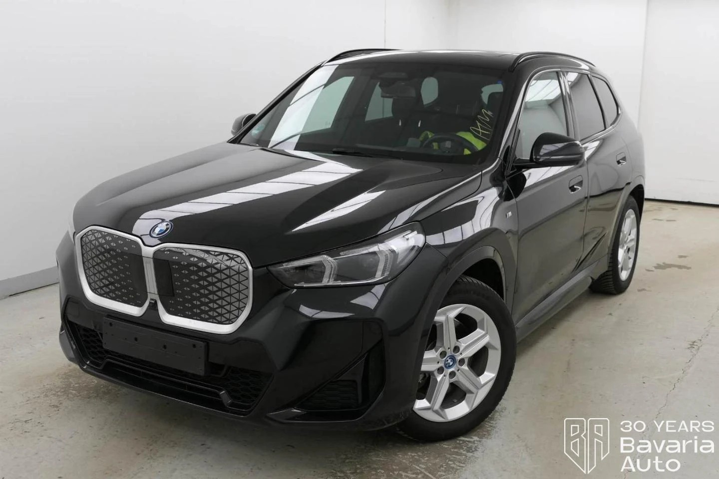 BMW iX1 30 xDrive | Mobile.bg � ����������� 1
