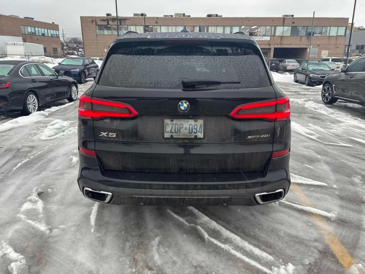 BMW X5 xDrive40i/DIS/ОБДУХВАНЕ/PANO/360/ПРЕДСТАВИТЕЛСТВО  - изображение 5