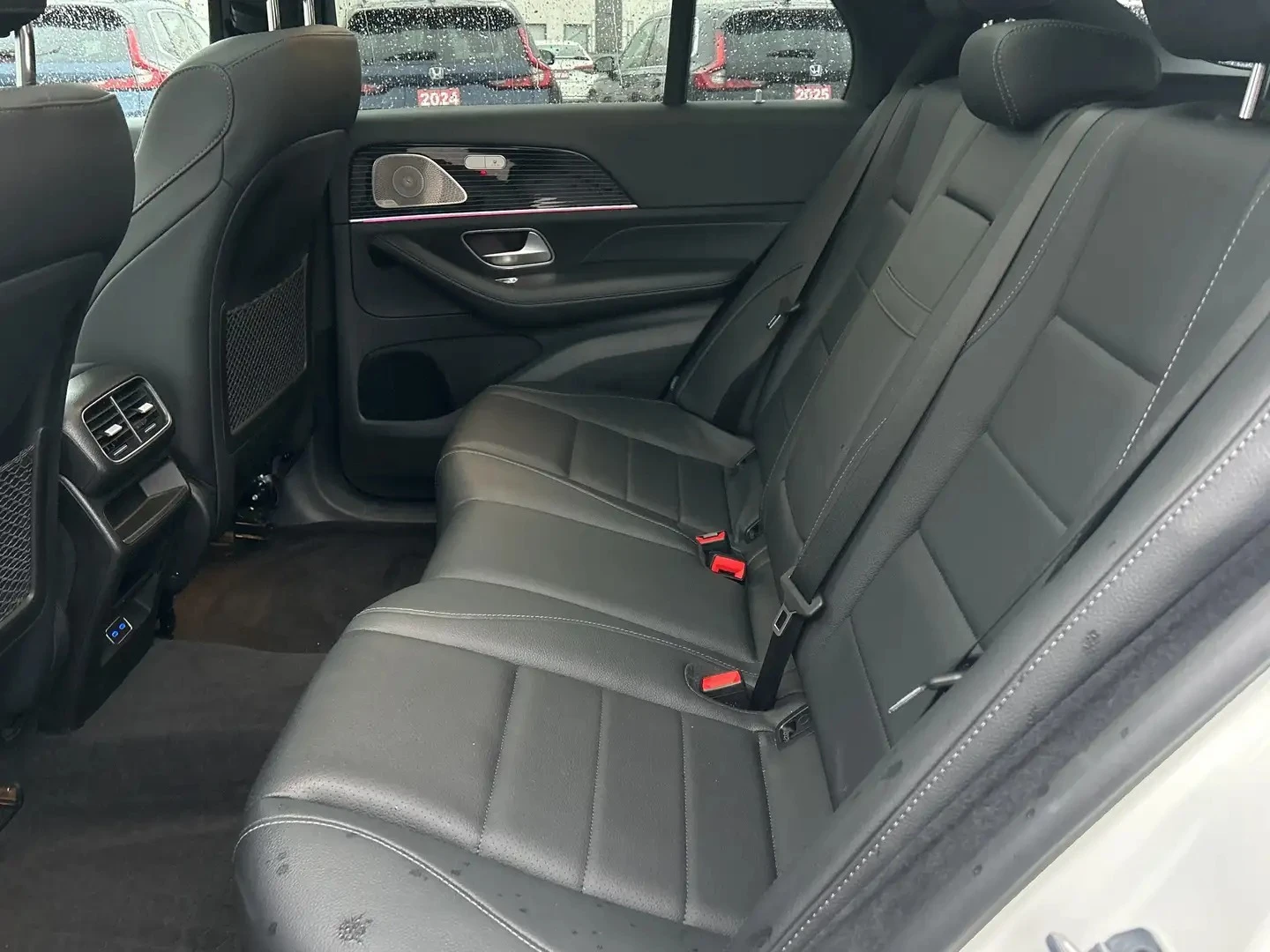 Mercedes-Benz GLE 350/4 MATIC/360/Burmester/Pano, снимка 16 - Автомобили и джипове - 53779198