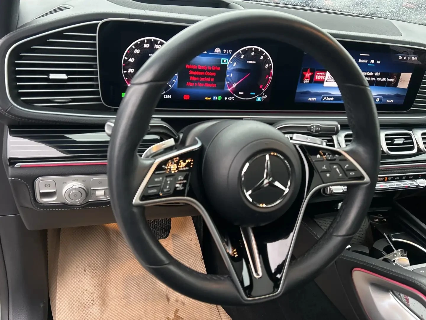 Mercedes-Benz GLE 350/4 MATIC/360/Burmester/Pano, снимка 13 - Автомобили и джипове - 53779198