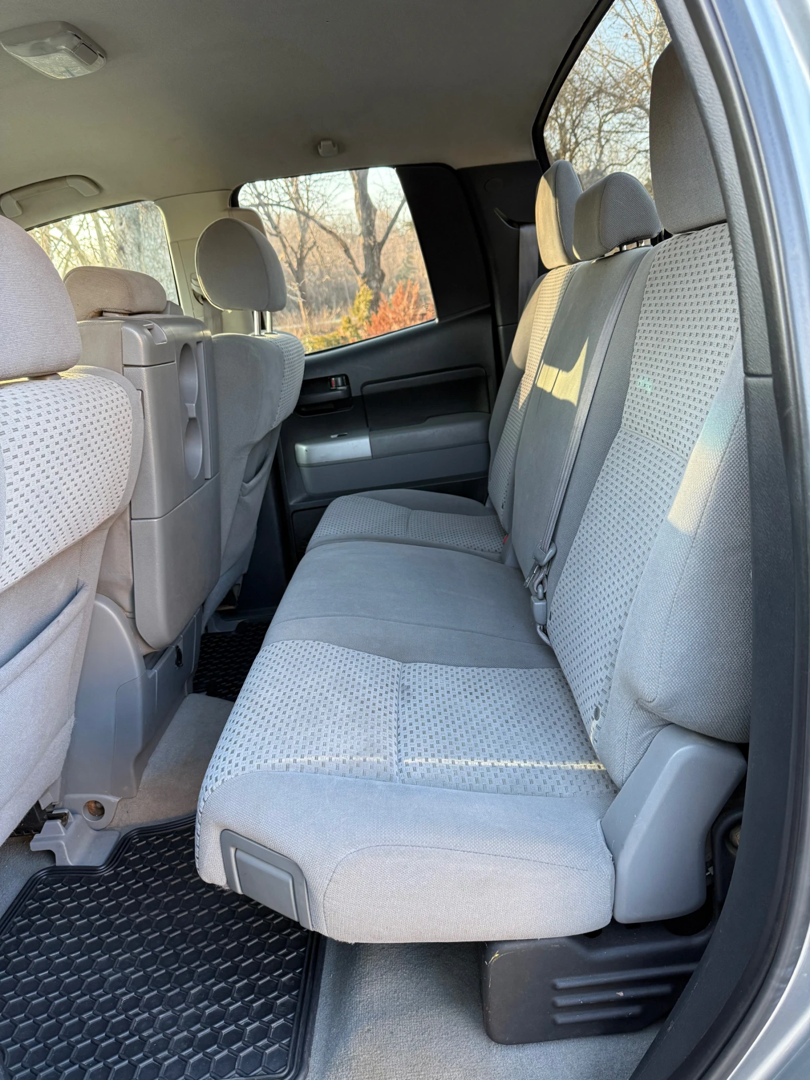 Toyota Tundra 4.7* V8* 6места, снимка 14 - Автомобили и джипове - 53819033